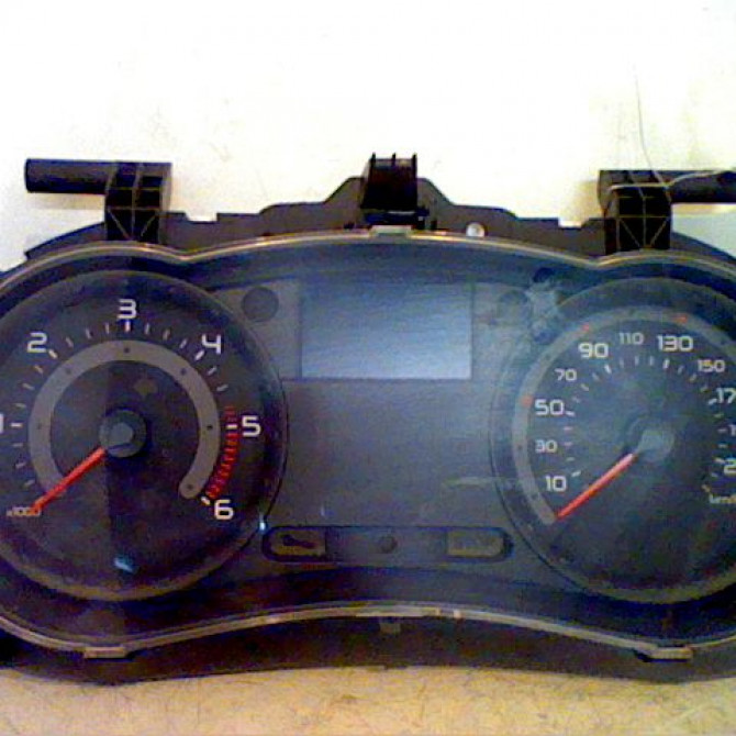 Compteur occasion RENAULT CLIO III Phase 1 09-2005->03-2009 8200582702H 1