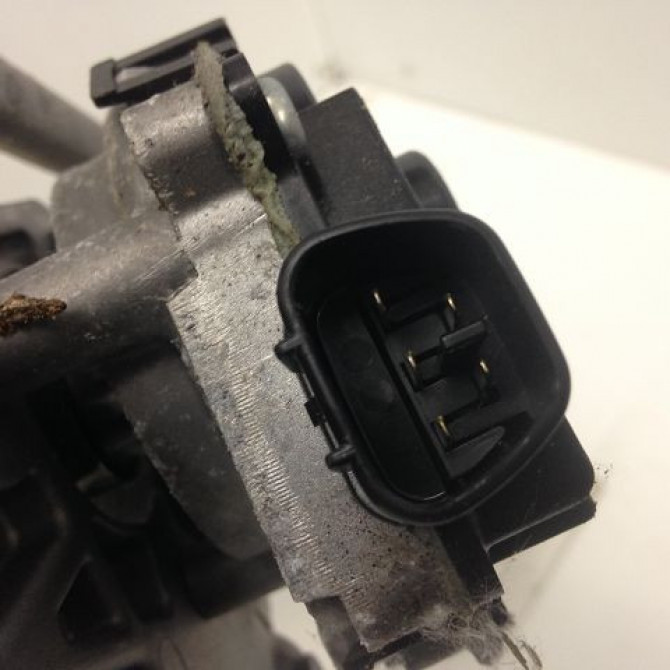 Moteur essuie-glace avant occasion SUZUKI SX4 I Phase 1 04-2006->03-2014 1.9 DDIS 4X4 3810079J01 3