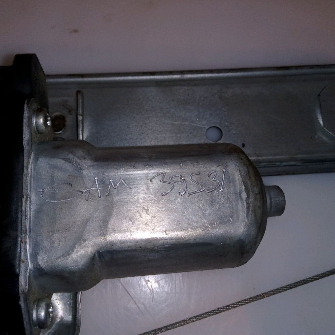 Mecanisme+moteur leve-glace arg occasion SUZUKI GRAND VITARA II Phase 1 04-1995->04-1999 1.9 DDiS 129ch 8350265J01 3