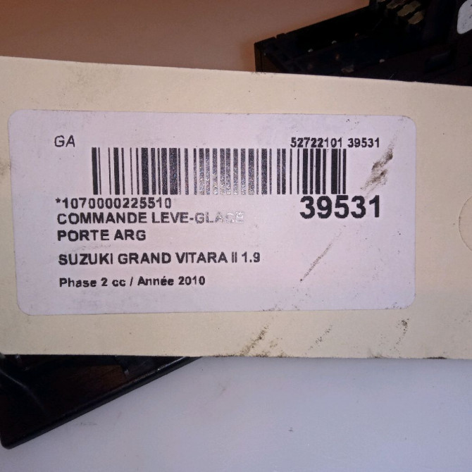 Commande leve-glace porte arrière gauche occasion SUZUKI GRAND VITARA II Phase 1 04-1995->04-1999 1.9 DDiS 129ch 3799562J00 4