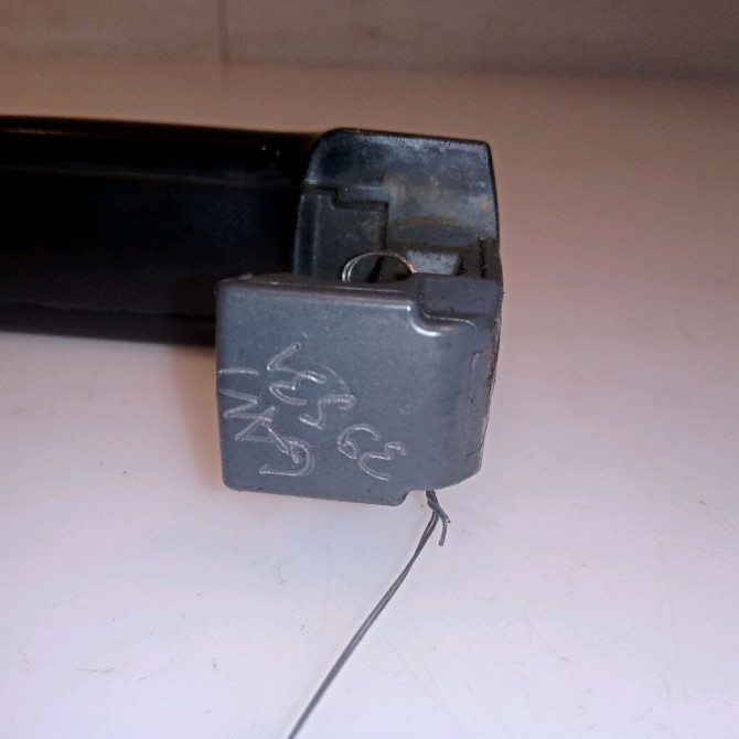 Poignee ext porte arg occasion SUZUKI GRAND VITARA II Phase 1 04-1995->04-1999 1.9 DDiS 129ch 8281263J0026U 3