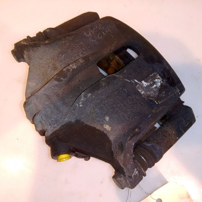 Etrier de frein avant droit occasion CITROEN C3 II Phase 1 11-2009->02-2013 1.4i 75ch 1