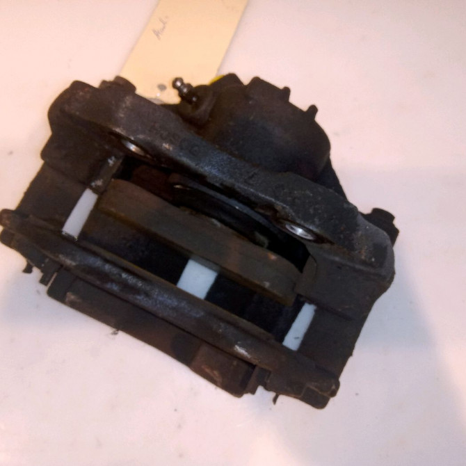 Etrier de frein avant gauche occasion CITROEN C3 II Phase 1 11-2009->02-2013 1.4i 75ch 2