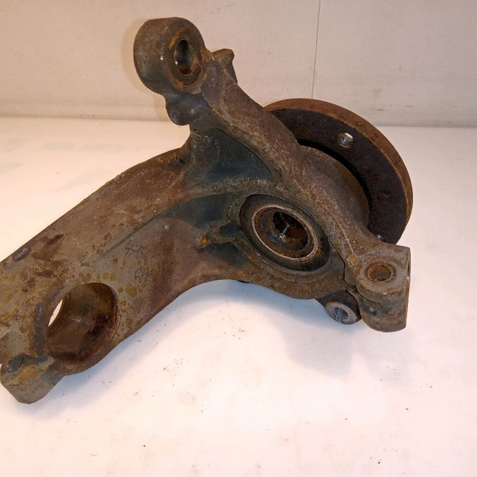 Moyeu avd occasion CITROEN C3 II Phase 1 11-2009->02-2013 1.4i 75ch 2