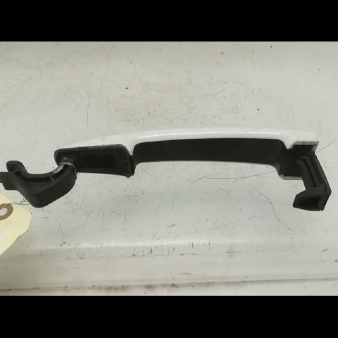 Poignee ext porte avd occasion CITROEN C3 II Phase 1 11-2009->02-2013 1.4i 75ch 9101KH 2