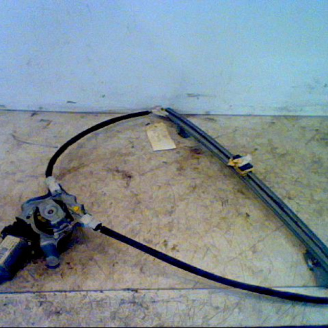 Mecanisme + moteur lève-glace avant droit occasion RENAULT MEGANE SCENIC I Phase 2 08-1999->06-2003 1.6 16v 1