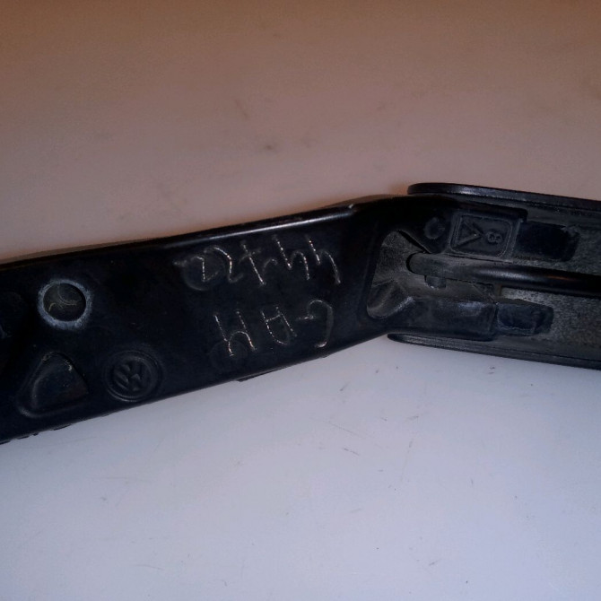 Bras essuie-glace avant gauche occasion VOLKSWAGEN GOLF III Phase 1 01-1992->12-1997 1.9 TDI 90ch 1H1955409C 2
