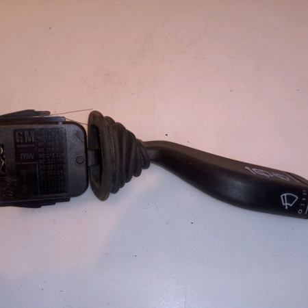 Commande essuie glace occasion OPEL CORSA II Phase 2 04-1997->10-2000 1.2i 90481242