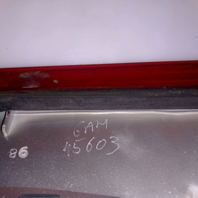 Feu arrière droit occasion OPEL CORSA II Phase 2 04-1997->10-2000 1.2i 90444811 3