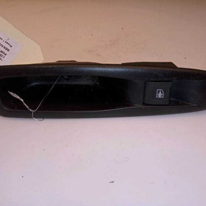 Commande leve-glace porte arrière droite occasion RENAULT ZOE Phase 1 10-2012->... Zen 1