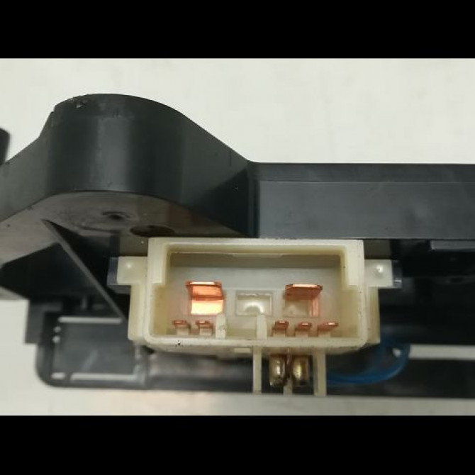 Commande de chauffage occasion DAIHATSU GRAN MOVE Phase 1 09-1997->04-2002 1.5i 90ch 3