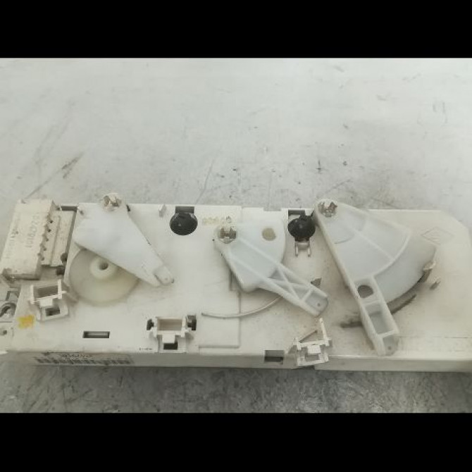 Commande de chauffage occasion RENAULT TWINGO I Phase 2 08-1998->08-2000 1.2i 60ch 2