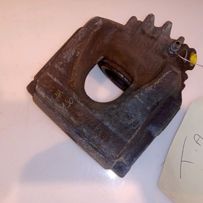 Etrier de frein avant gauche occasion CITROEN C5 II Phase 1 04-2008->... 2.0 HDi 140ch 4400V3 1