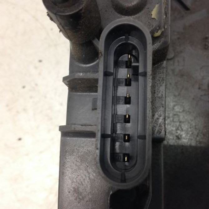 Serrure porte ard occasion RENAULT MEGANE II Phase 1 09-2003->12-2005 1.5 DCI 80ch 8200028429 4