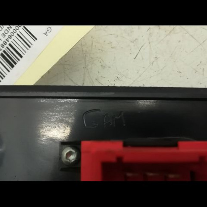 Commande lève-glace porte avant droite occasion RENAULT ESPACE III Phase 1 12-1996->09-2002 2.2 DT 7700876401 4