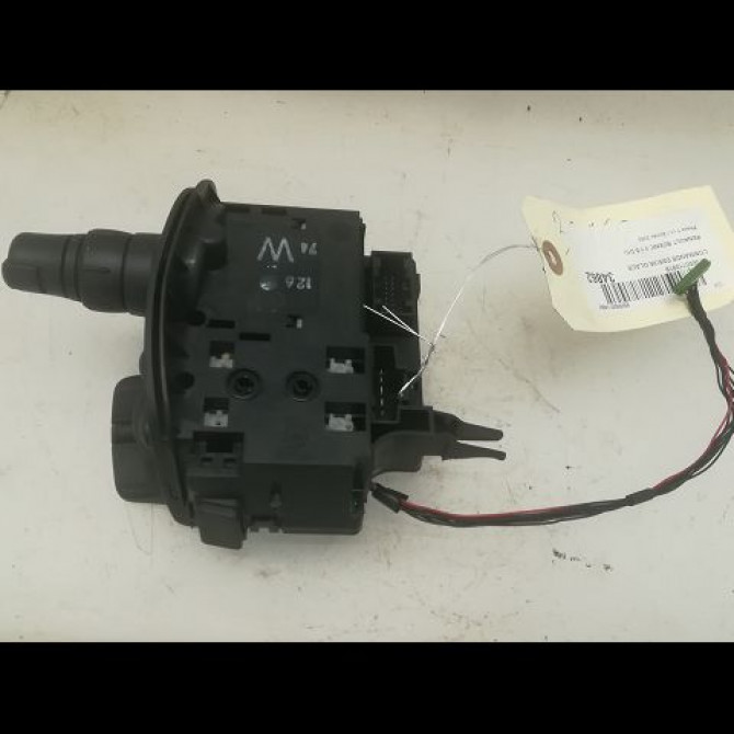 Commande essuie glace occasion RENAULT SCENIC II Phase 1 03-2004->09-2006 1.5 DCI 100ch 7701069597 2