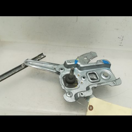 Mecanisme leve-glace arrière gauche occasion NISSAN MICRA III Phase 1 01-2003->07-2005 1.2i 82721AX11B