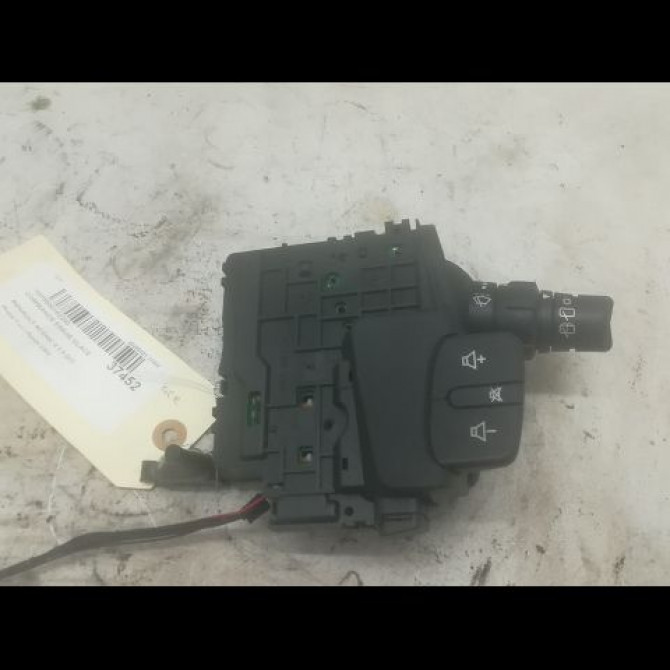 Commande essuie glace occasion RENAULT SCENIC II Phase 1 03-2004->09-2006 1.5 DCI 80ch 7701069597 1