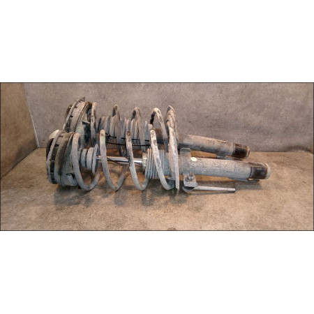 Amortisseur avant droit occasion RENAULT MEGANE II Phase 1 09-2003->12-2005 1.6 16v 8200663651