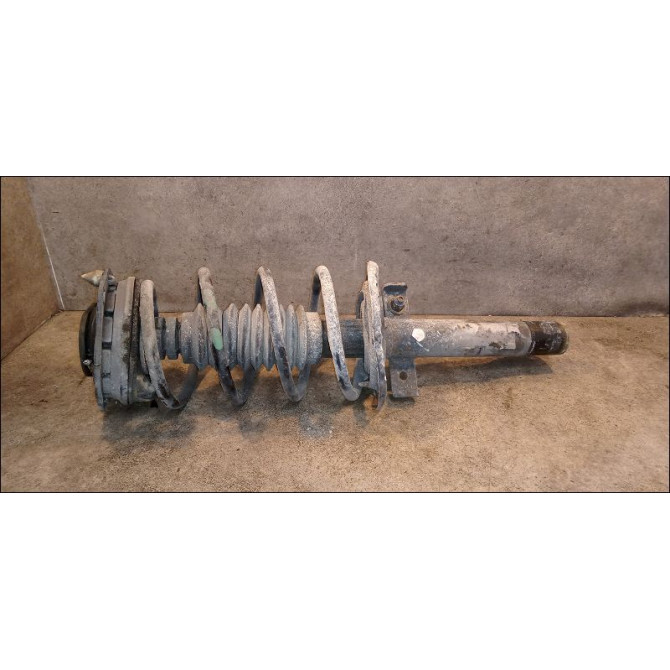 Amortisseur avant droit occasion RENAULT MEGANE II Phase 1 09-2003->12-2005 1.6 16v 8200663651 2