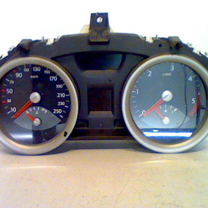 Compteur occasion RENAULT MEGANE II Phase 1 09-2003->12-2005 1.5 DCI 100ch 8200399700 1