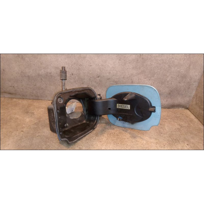 Volet de trappe carburant occasion RENAULT CLIO III Phase 1 09-2005->03-2009 1.5 DCI 85ch 8200290088 2