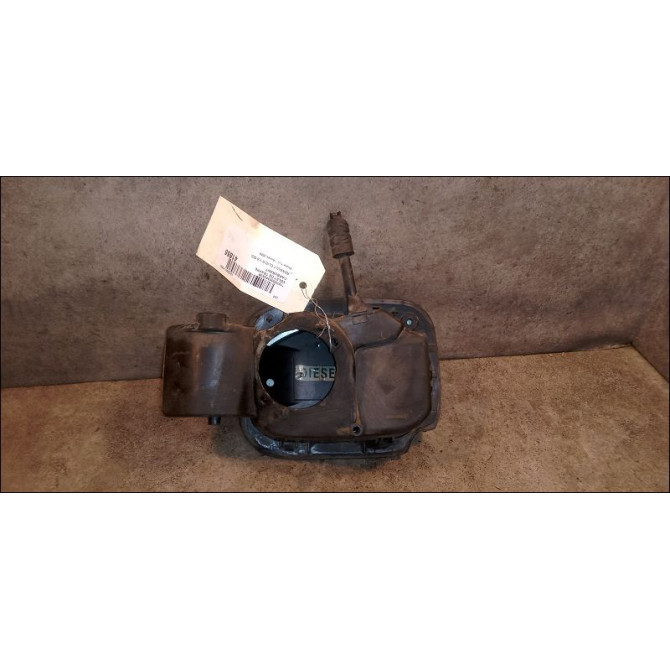 Volet de trappe carburant occasion RENAULT CLIO III Phase 1 09-2005->03-2009 1.5 DCI 85ch 8200290088 3