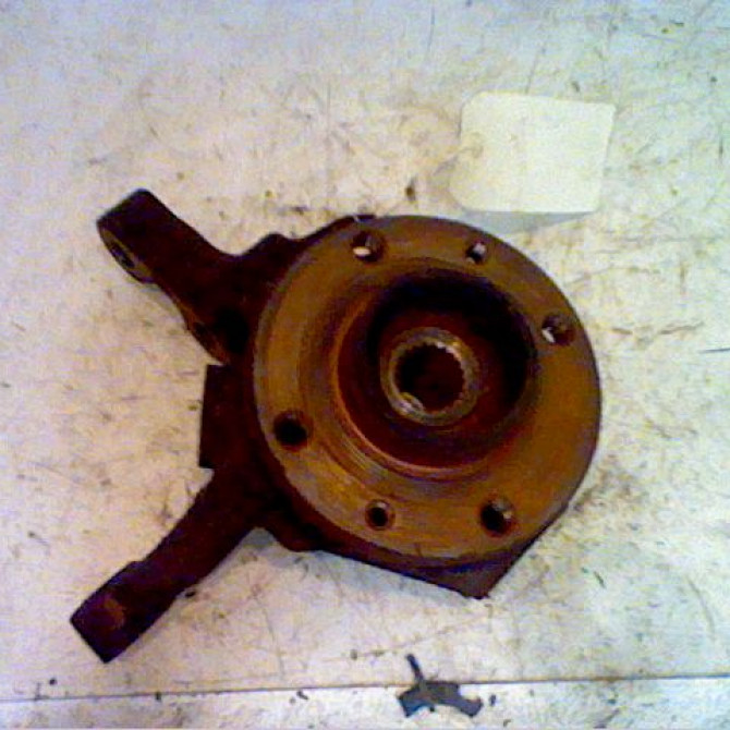 Moyeu avd occasion RENAULT MEGANE I Phase 1 11-1995->03-1999 7701205779 1