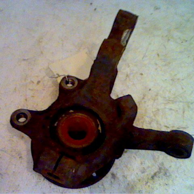 Moyeu avd occasion RENAULT MEGANE I Phase 1 11-1995->03-1999 7701205779 2