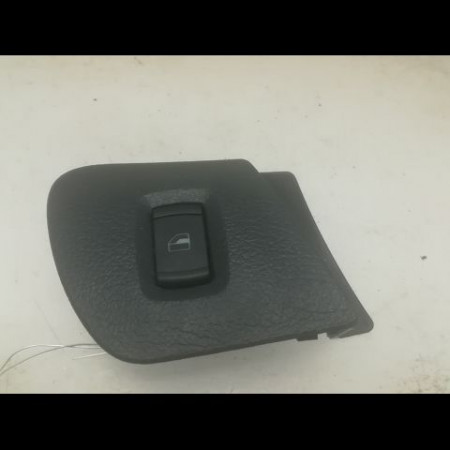 Commande lève-glace porte avant droite occasion SKODA OCTAVIA I Phase 2 10-2000->06-2010 1.9 TDI 110ch 3B095985501C