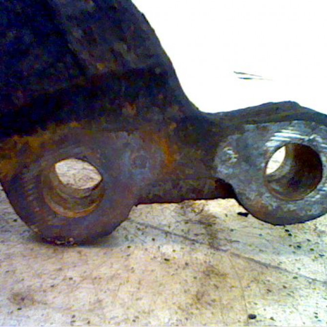 Moyeu avg occasion RENAULT MEGANE I Phase 1 11-1995->03-1999 1.9 DTI 7701205779 2