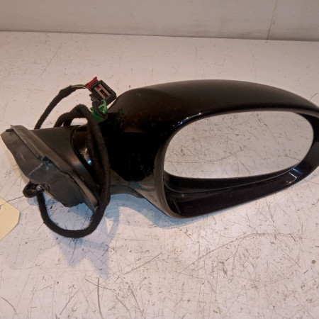 <span class="tt">Retroviseur exterieur electrique droit occasion  </span><span class="designation"> </span>
