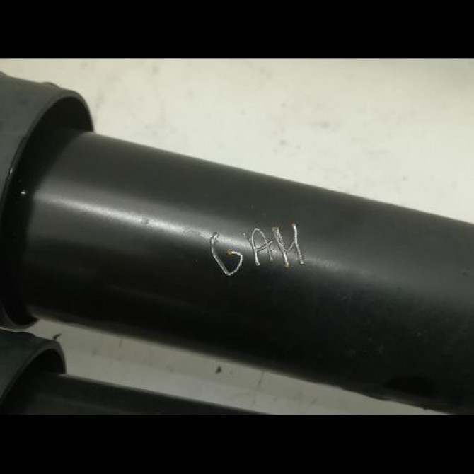 Amortisseur arrière droit occasion RENAULT CLIO IV Phase 1 07-2012->... 1.5 DCI 75ch 562109815R 2