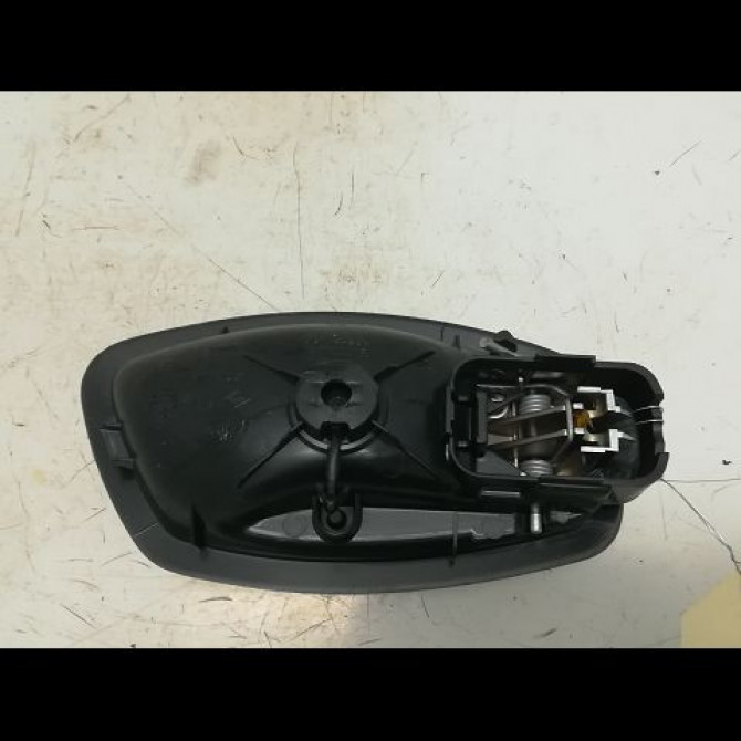 Poignee int porte arg occasion RENAULT CLIO IV Phase 1 07-2012->... 1.5 DCI 75ch 826730001R 2
