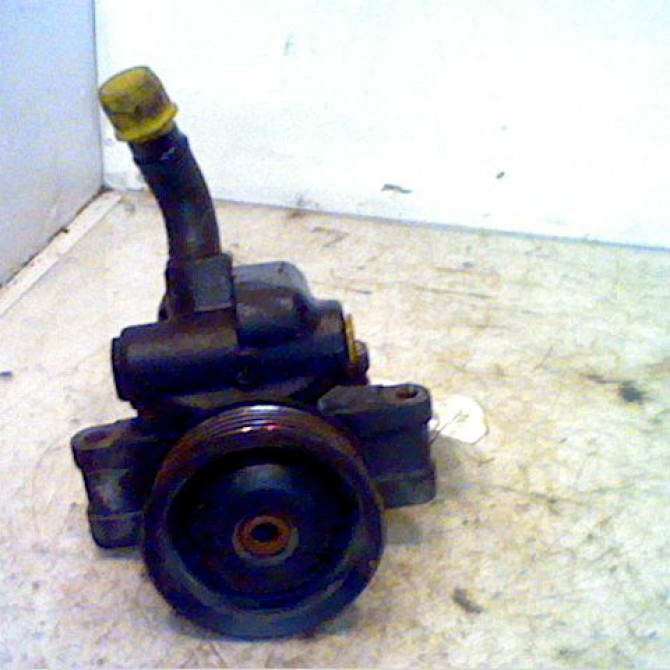 Pompe direction assistee occasion FORD FIESTA V Phase 1 09-2002->10-2005 1.6i 1666077 1