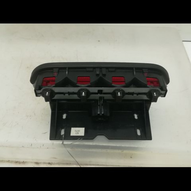 Feux stop supplementaire occasion MERCEDES CLASSE A I Phase 1 01-1998->03-2001 A 140 1688200056 2