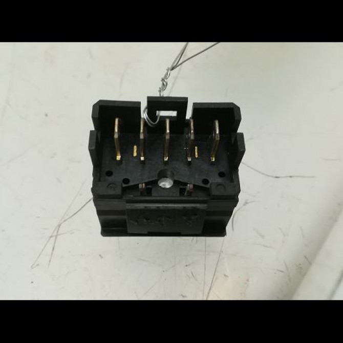 Commande lève-glace porte avant droite occasion CITROEN BERLINGO I Phase 2 11-2002->10-2010 6552Z7 3