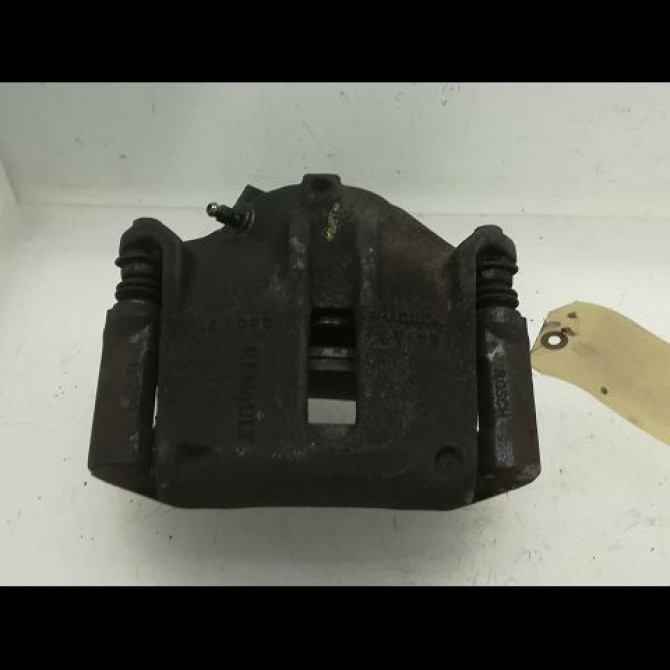 Etrier de frein avant droit occasion RENAULT SCENIC II Phase 1 03-2004->09-2006 7701207686 1