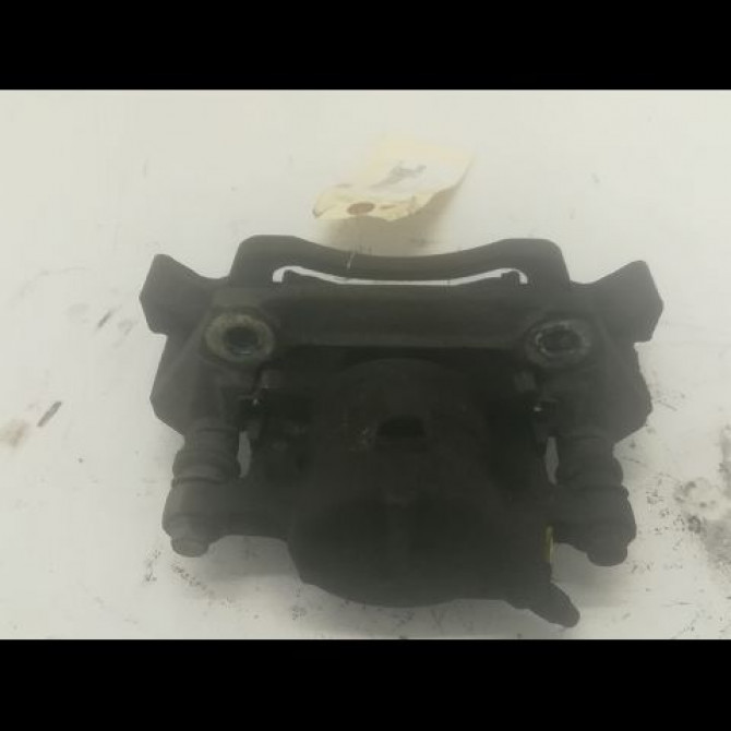 Etrier de frein avant gauche occasion MERCEDES CLASSE A I Phase 2 03-2001->09-2004 A 170 CDI 1684200283 2