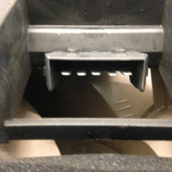 Feu arrière droit occasion FORD FIESTA IV Phase 1 09-1995->09-1999 1.3i 1044154 2