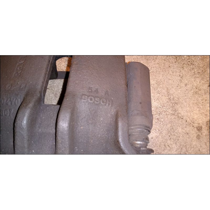 Etrier de frein avant gauche occasion RENAULT MEGANE II Phase 1 09-2003->12-2005 1.6 16v 7701207685 2