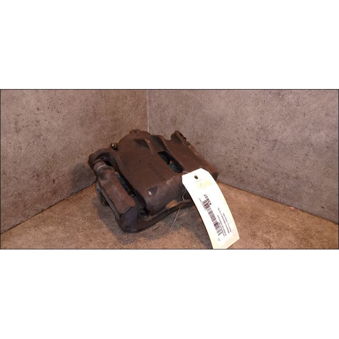 Etrier de frein avant droit occasion RENAULT MEGANE II Phase 1 09-2003->12-2005 1.6 16v 7701207686 1