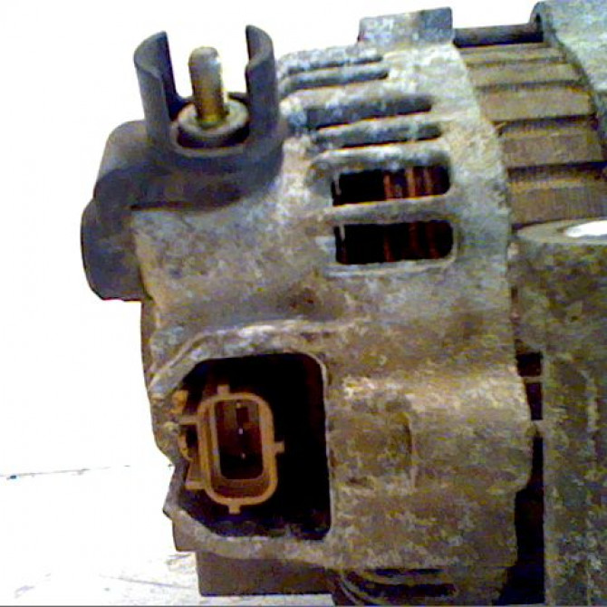 Alternateur occasion FORD FIESTA V Phase 1 09-2002->10-2005 1.4i A005TA7792 3