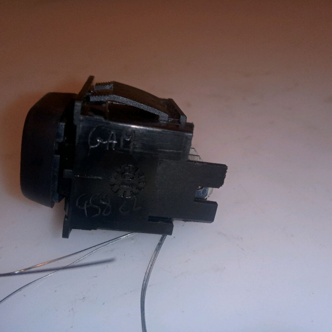 Commande lève-glace porte avant droite occasion CITROEN XSARA Phase 2 09-2000->12-2005 1.4i 6552Z7 3