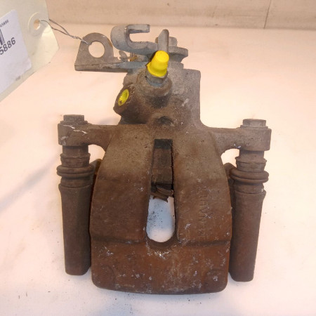 Etrier de frein avant gauche occasion RENAULT SCENIC II Phase 1 03-2004->09-2006 1.9 DCI 120ch 7701207685