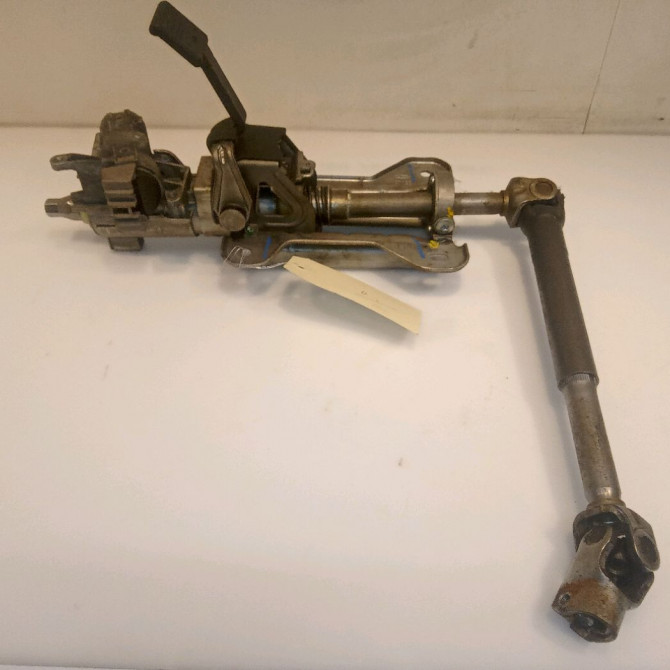 Colonne de direction non assistee occasion FORD FIESTA V Phase 1 09-2002->10-2005 1.4 TDCI 1221156 1