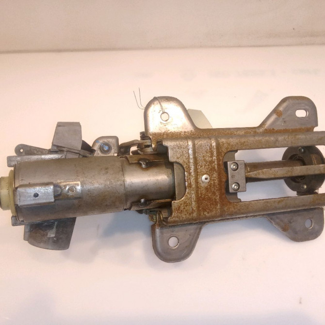 Colonne de direction non assistee occasion FORD FIESTA V Phase 1 09-2002->10-2005 1.4 TDCI 1221156 3