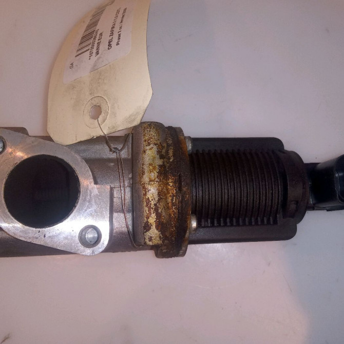 Vanne EGR occasion OPEL ZAFIRA II Phase 2 01-2008->12-2014 1.9 CDTI 100ch 2