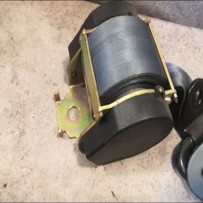 Ceinture arrière gauche occasion RENAULT SCENIC I Phase 1 09-1996->08-1999 1.6i 90ch 7700422294 2