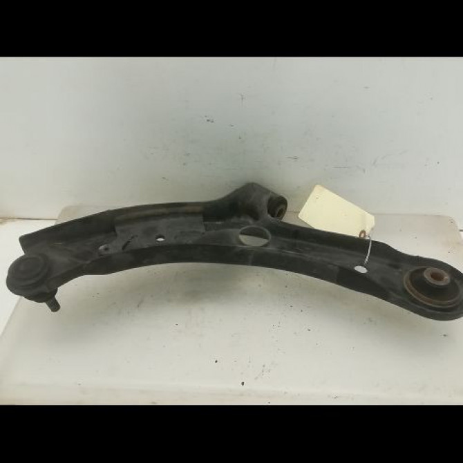 Triangle inf avd occasion SUZUKI SWIFT IV Phase 1 09-2010->... 1.2 VVT 94ch 4520168L10 2